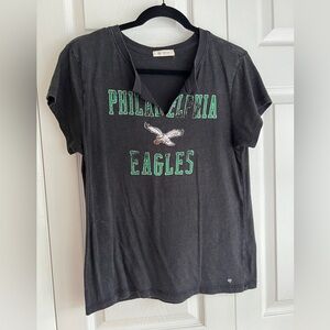 ‘47 Brand Eagles Women’s tee, distressed style, medium